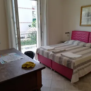 3* Affittacamere Anania
